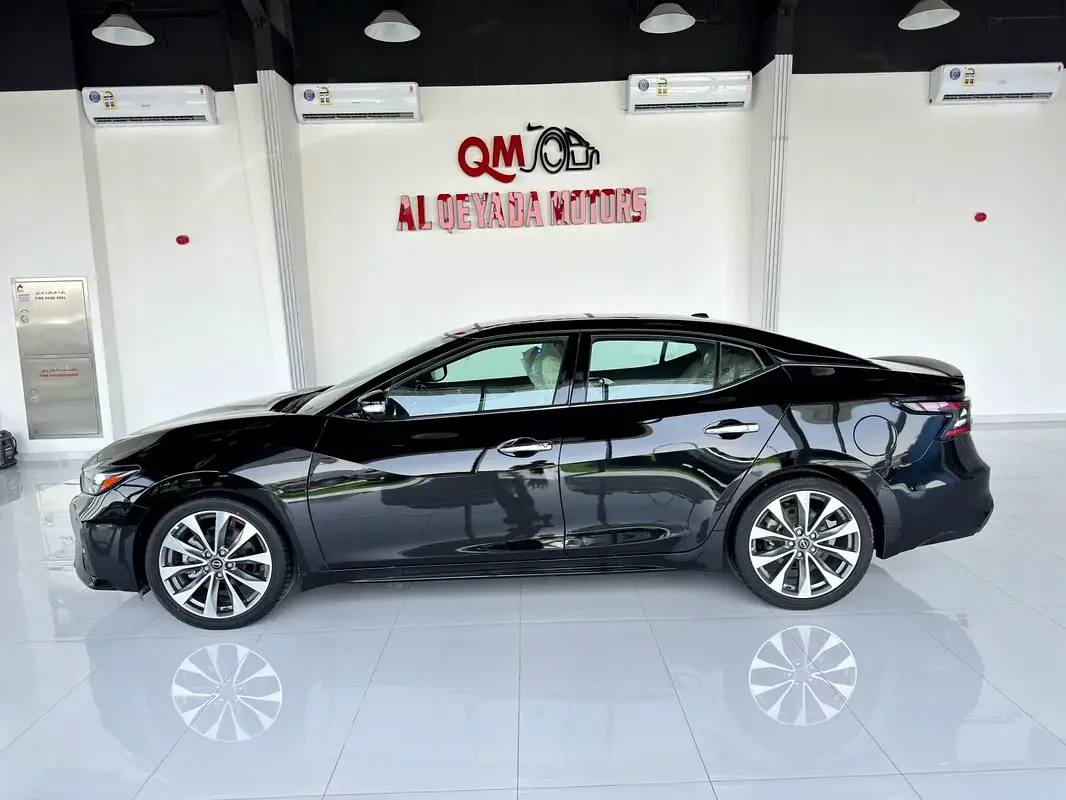 Nissan Maxima