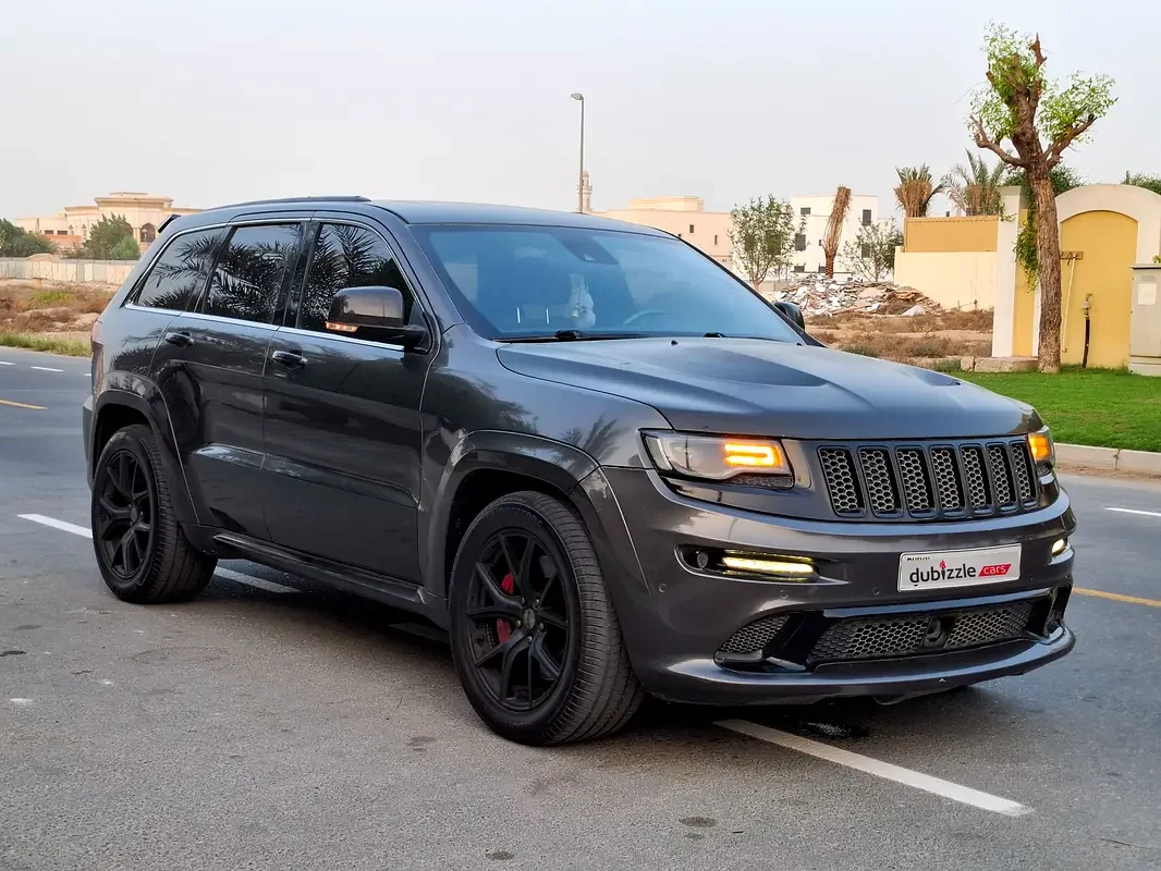 Jeep Grand Cherokee, 2015 — купить с доставкой из ОАЭ