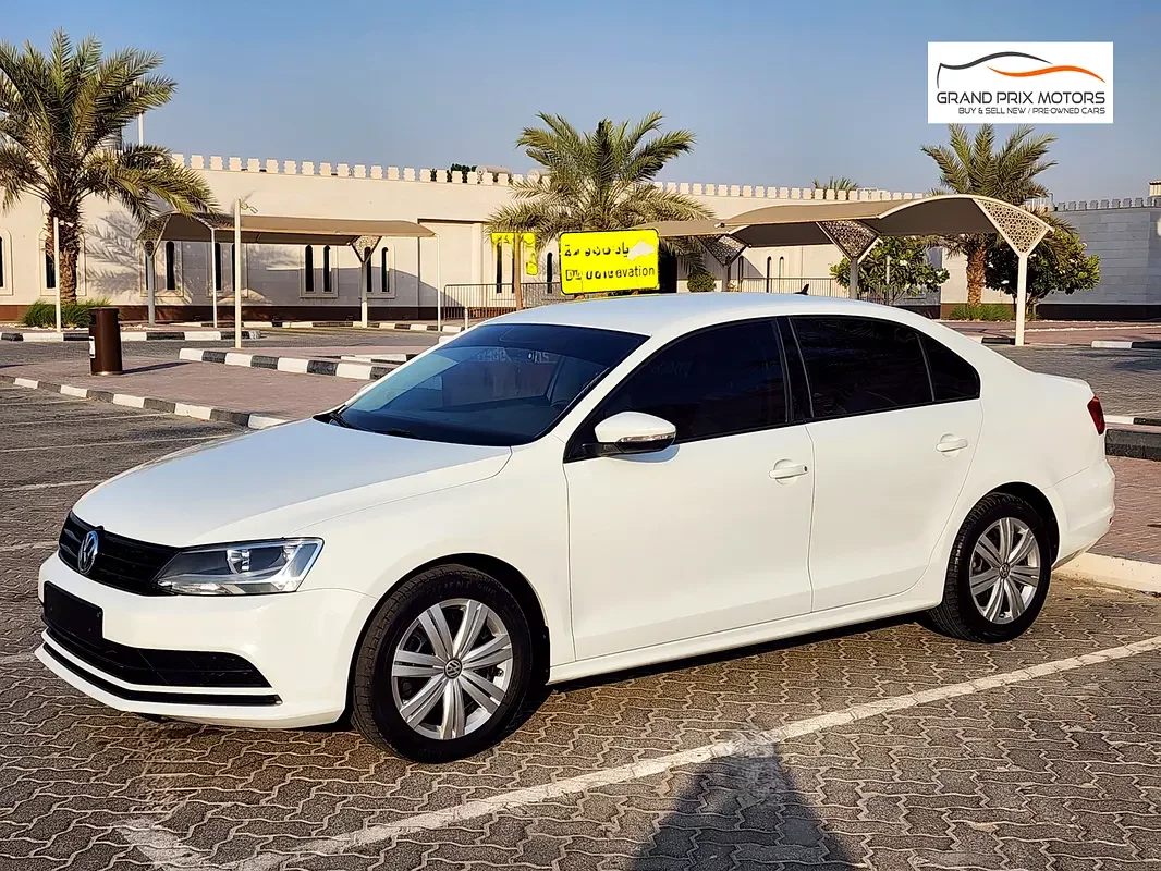 Volkswagen Jetta, 2015 — купить с доставкой из ОАЭ