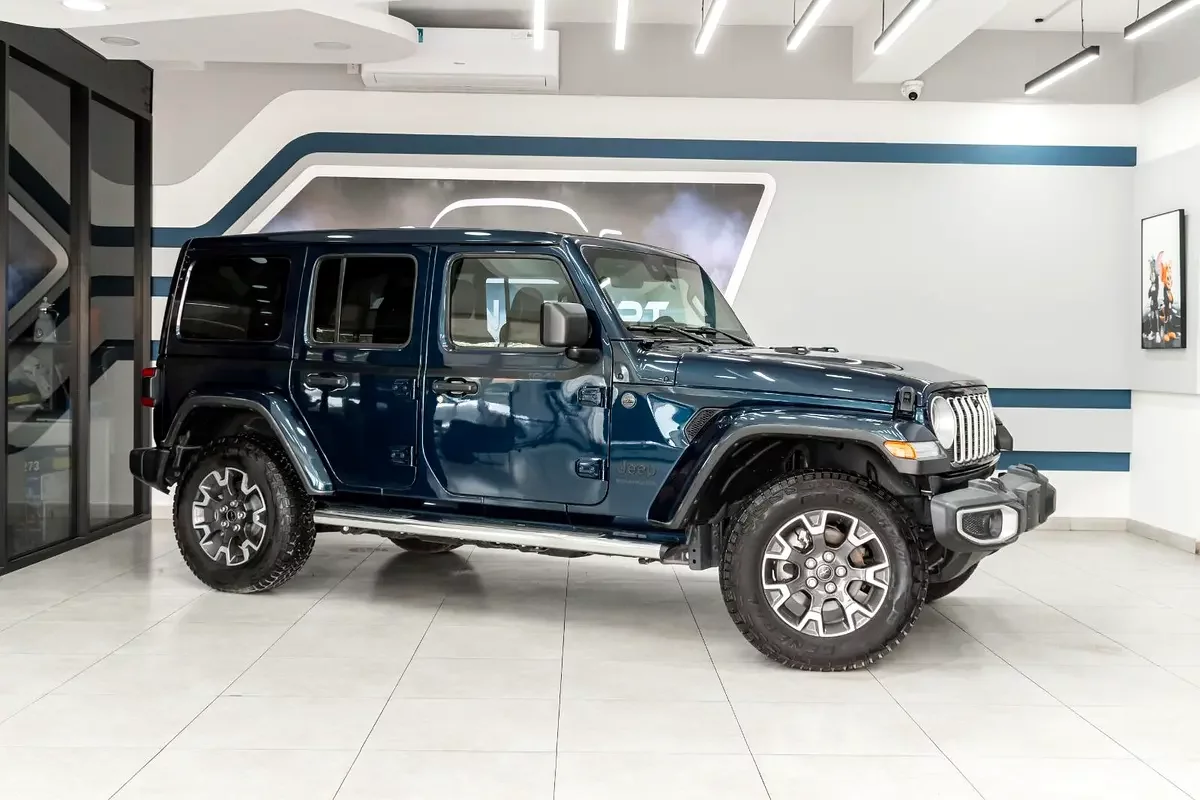 Jeep Wrangler, 2025 — купить с доставкой из ОАЭ