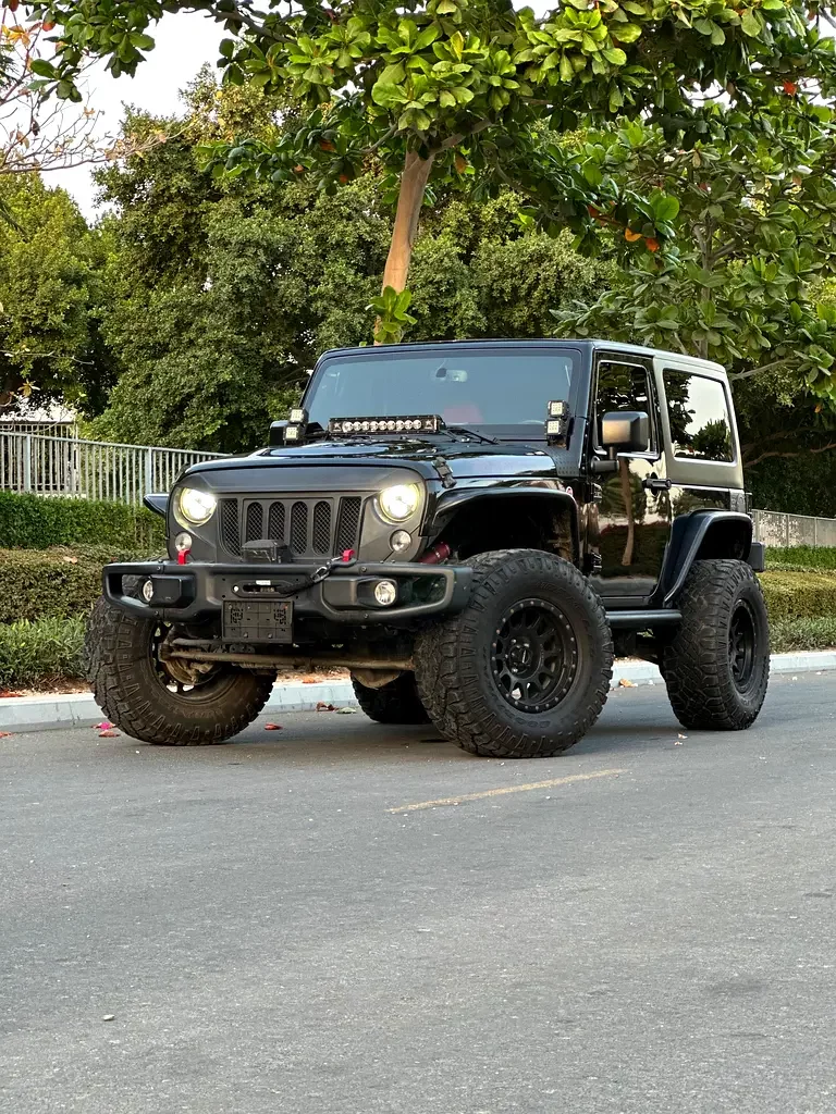 Jeep Wrangler, 2016 — купить с доставкой из ОАЭ