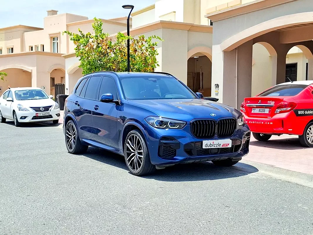 BMW X5, 2023 — купить с доставкой из ОАЭ