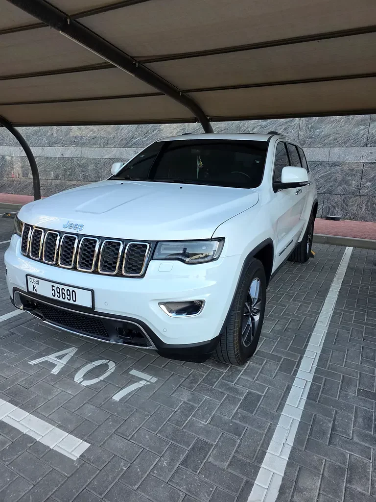 Jeep Grand Cherokee, 2019 — купить с доставкой из ОАЭ