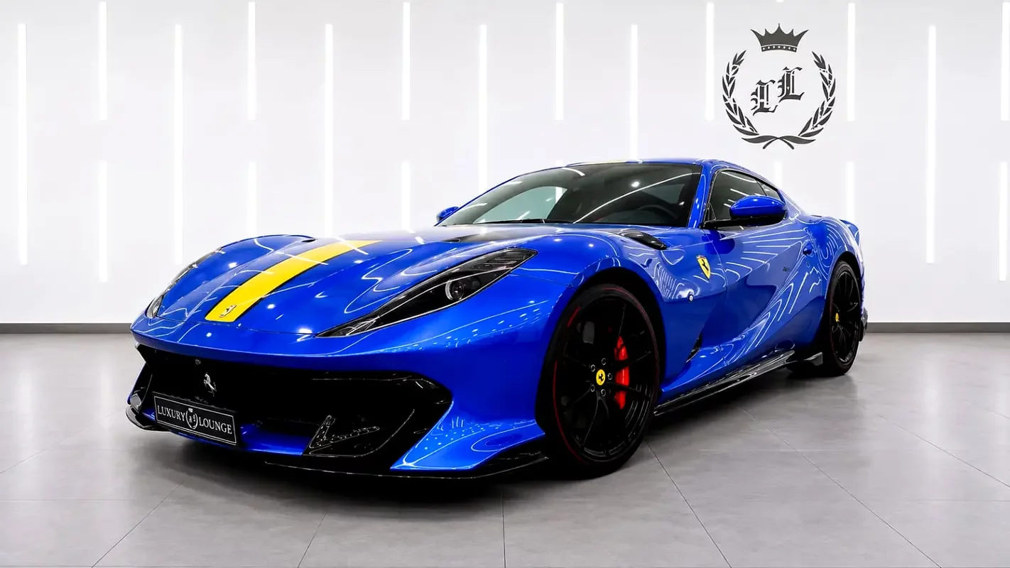 Ferrari 812