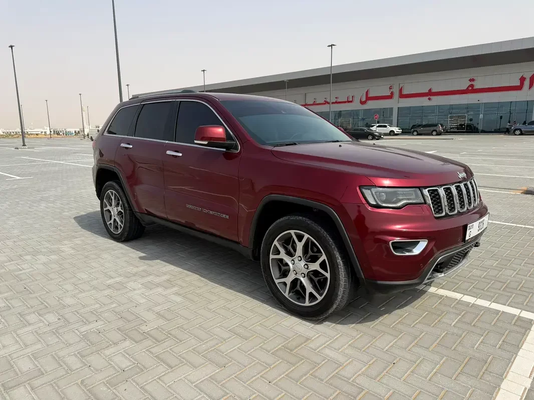 Jeep Grand Cherokee, 2021 — купить с доставкой из ОАЭ